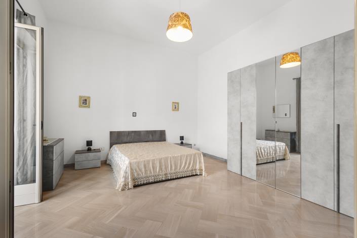 Image No.19-2 Bed House for sale