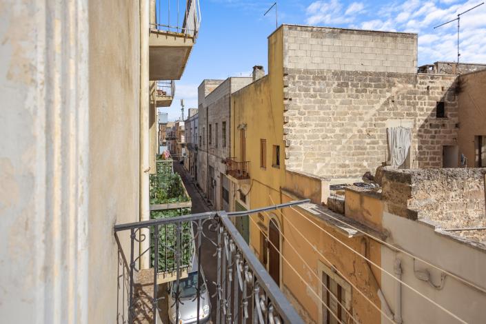 Image No.29-2 Bed House for sale