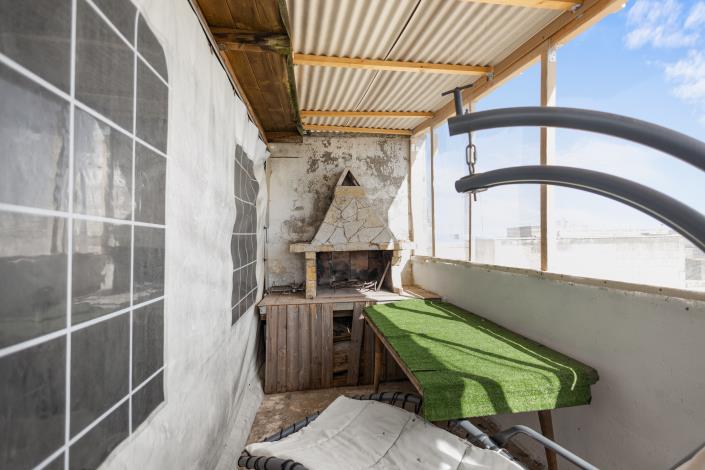Image No.22-2 Bed House for sale