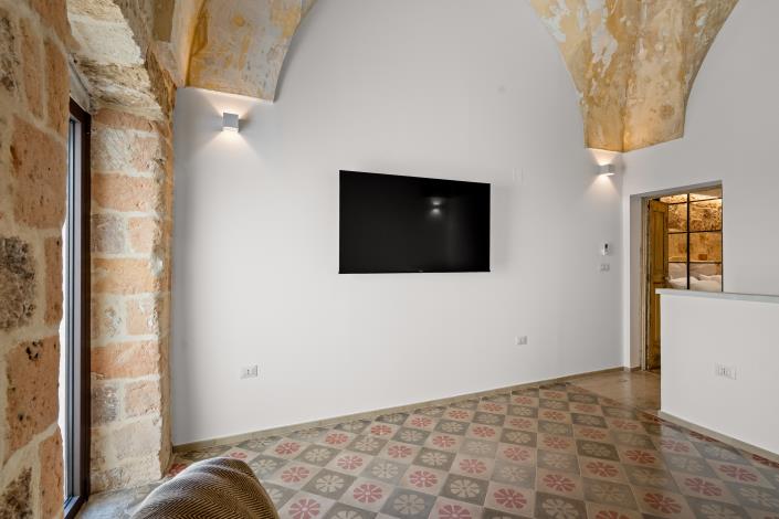 Image No.13-1 Bed House for sale