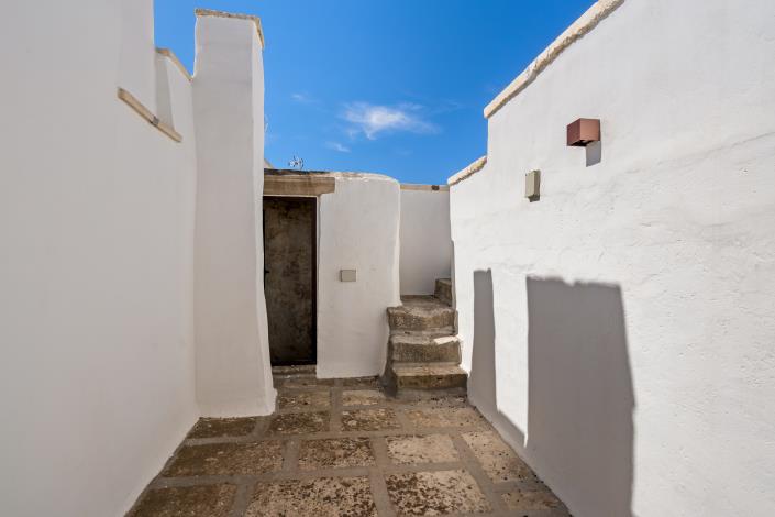 Image No.24-1 Bed House for sale