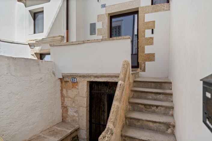 Image No.27-1 Bed House for sale