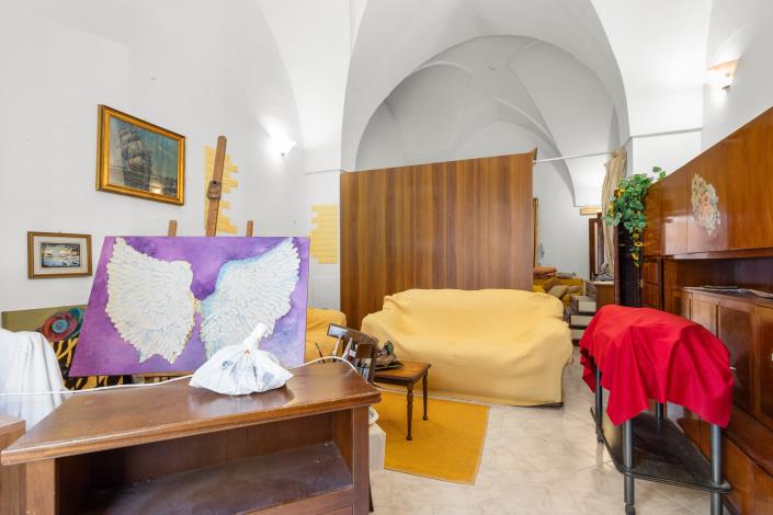 Image No.16-4 Bed House for sale