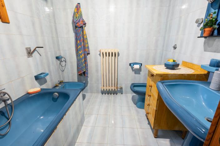 Image No.21-4 Bed House for sale