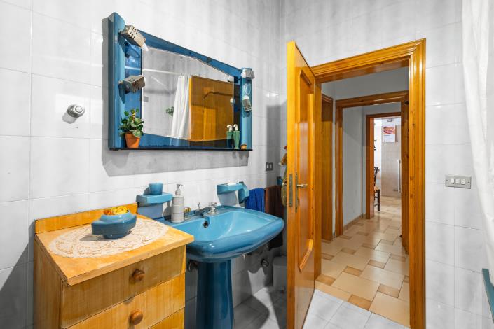 Image No.22-4 Bed House for sale