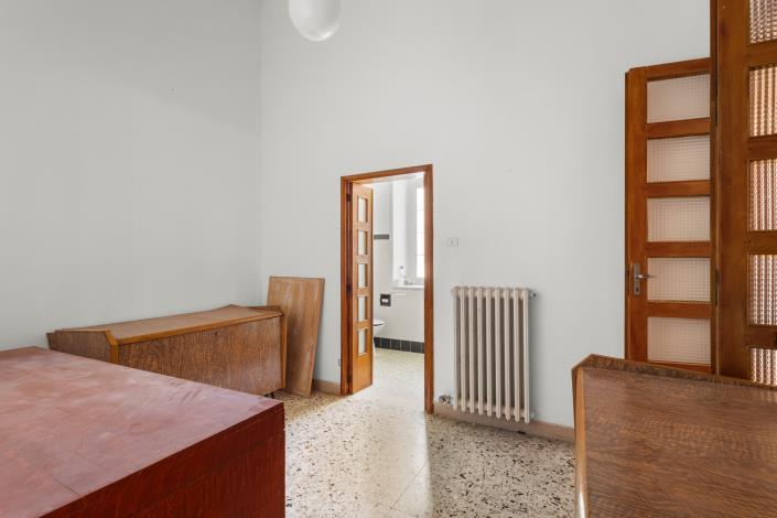 Image No.36-4 Bed House for sale
