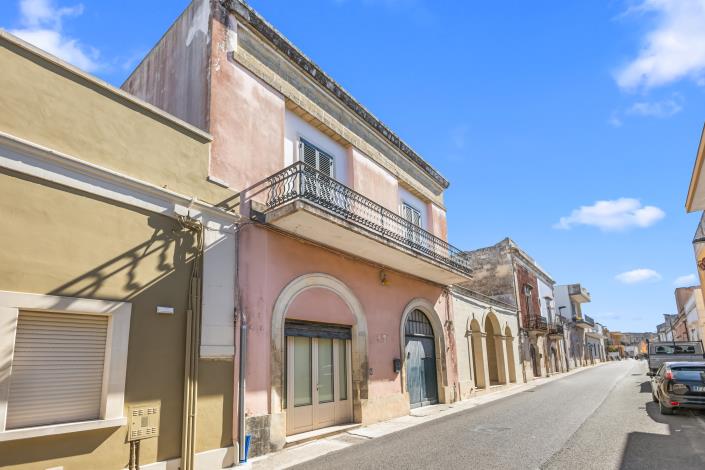 Image No.48-4 Bed House for sale