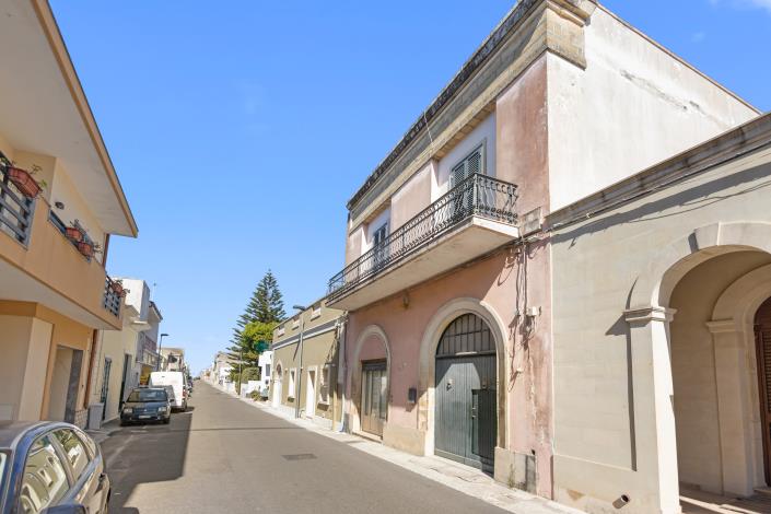 Image No.49-4 Bed House for sale
