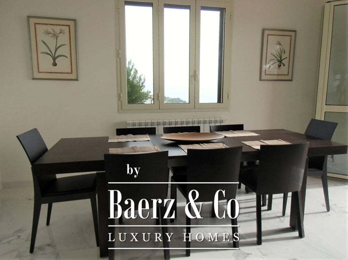 Image No.40-5 Bed Villa for sale