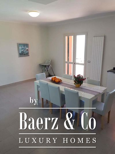 Image No.45-5 Bed Villa for sale