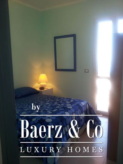 Image No.51-5 Bed Villa for sale