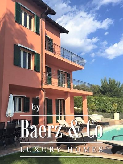 Image No.7-5 Bed Villa for sale