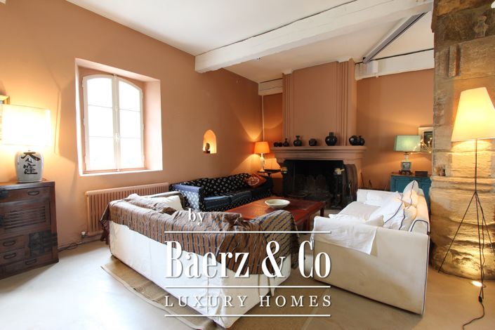 Image No.39-6 Bed Property for sale