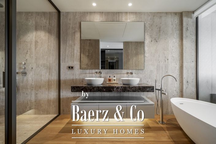 Image No.14-5 Bed Apartment for sale