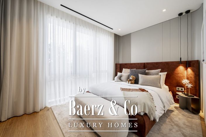 Image No.27-5 Bed Apartment for sale