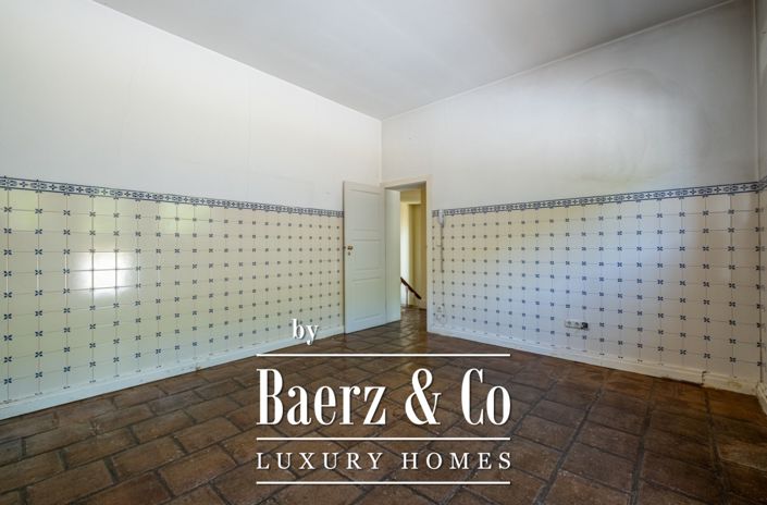 Image No.11-3 Bed Villa for sale