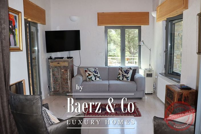 Image No.12-4 Bed Villa for sale