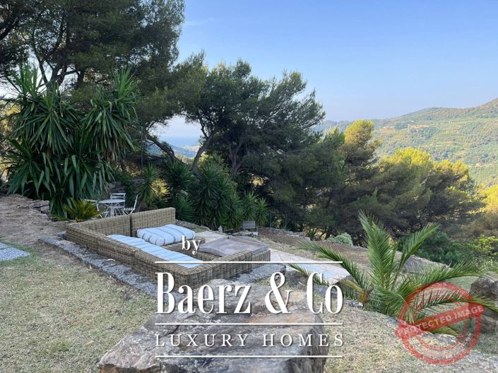 Image No.124-4 Bed Villa for sale