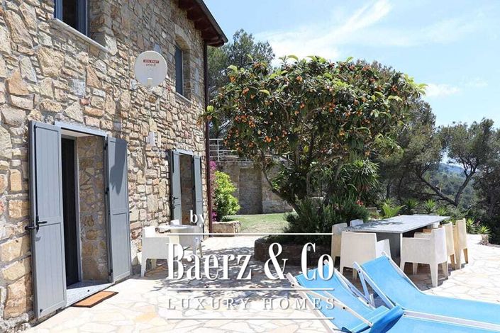 Image No.5-4 Bed Villa for sale