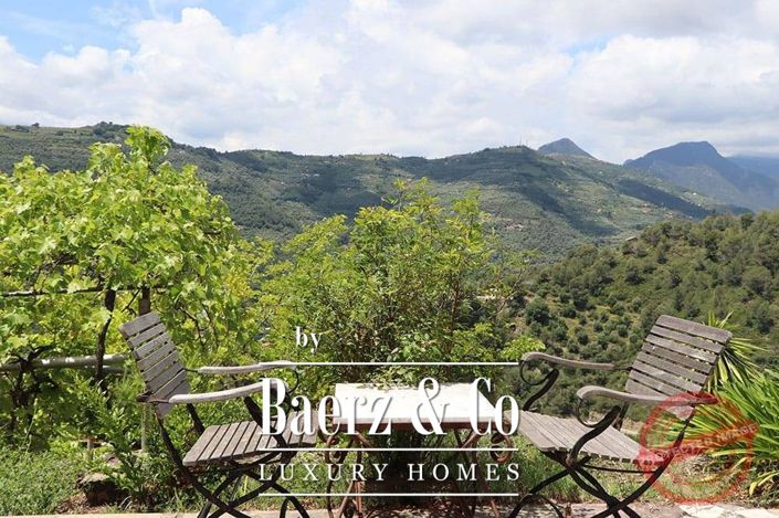 Image No.56-4 Bed Villa for sale