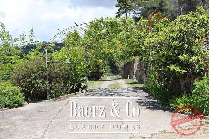 Image No.60-4 Bed Villa for sale