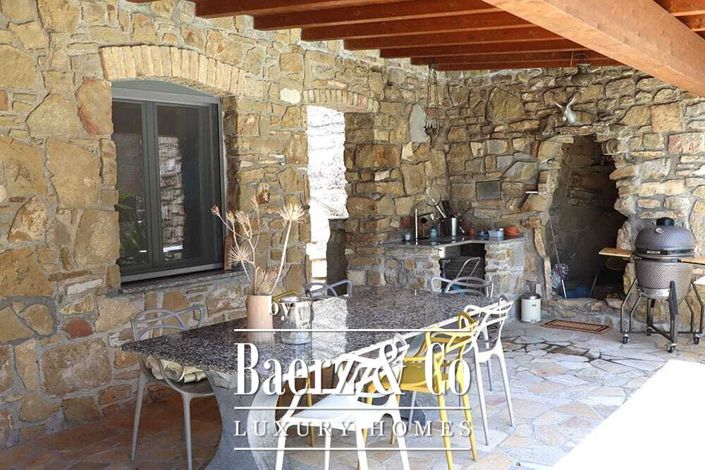 Image No.9-4 Bed Villa for sale