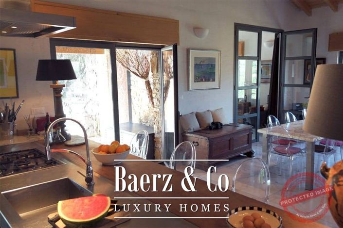 Image No.92-4 Bed Villa for sale