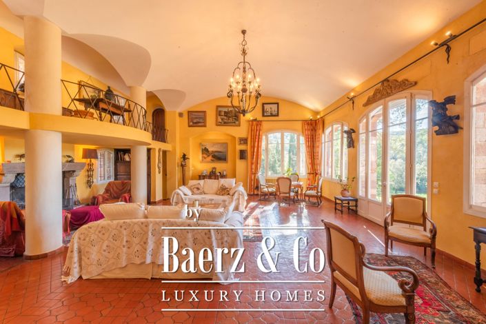 Image No.12-Villa de 5 chambres à vendre à Saint-Raphael