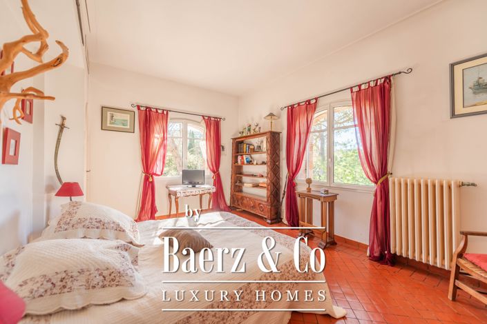 Image No.14-Villa de 5 chambres à vendre à Saint-Raphael