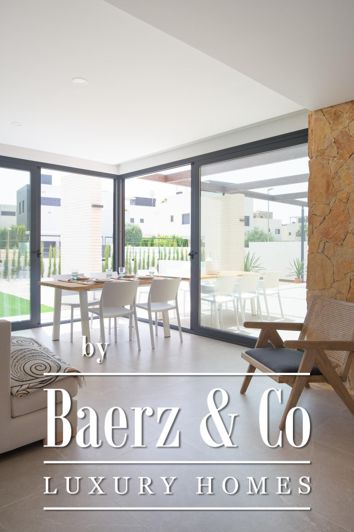 Image No.15-4 Bed Villa for sale