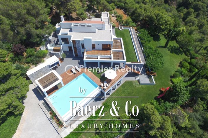 Image No.1-6 Bed Villa for sale
