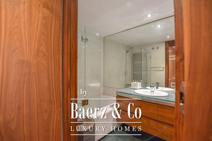 Image No.10-3 Bed Apartment for sale