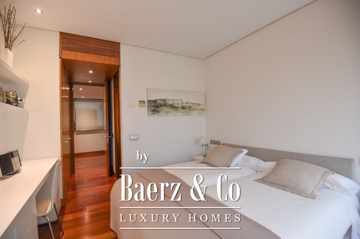 Image No.30-3 Bed Apartment for sale