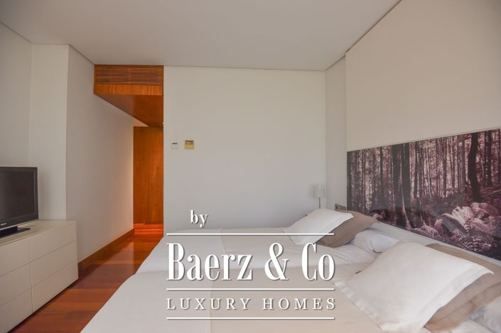 Image No.8-3 Bed Apartment for sale