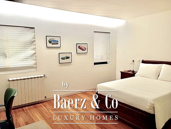 Image No.18-5 Bed Property for sale