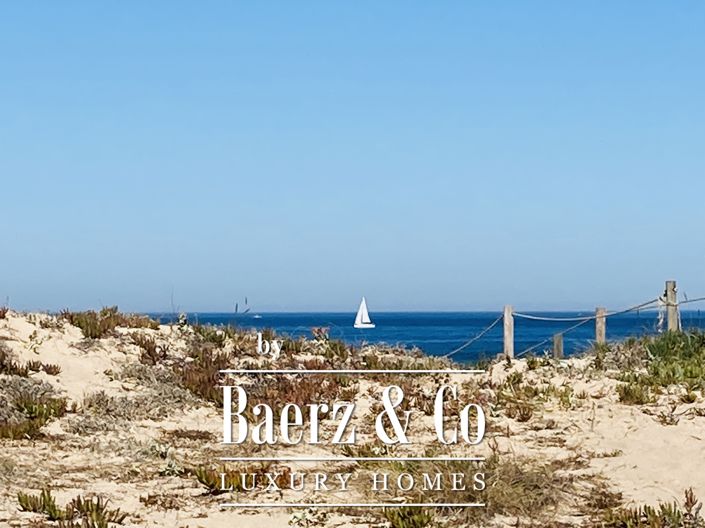 Image No.26-5 Bed Property for sale