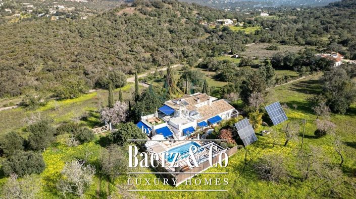 Image No.1-4 Bed Villa for sale