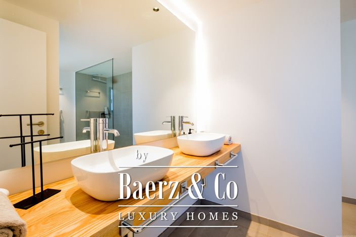 Image No.23-3 Bed Villa for sale