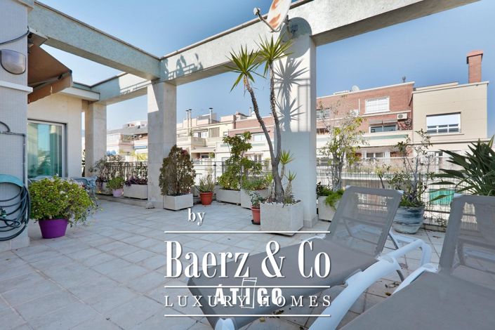 Image No.1-4 Bed Property for sale