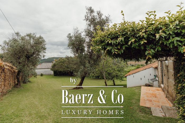 Image No.18-5 Bed Property for sale