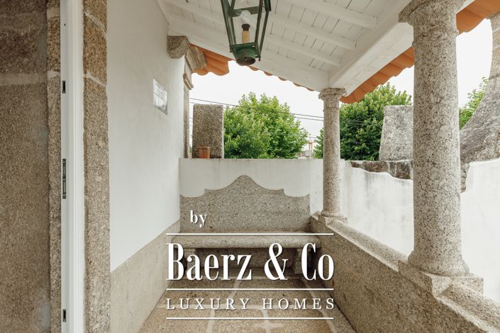 Image No.19-5 Bed Property for sale