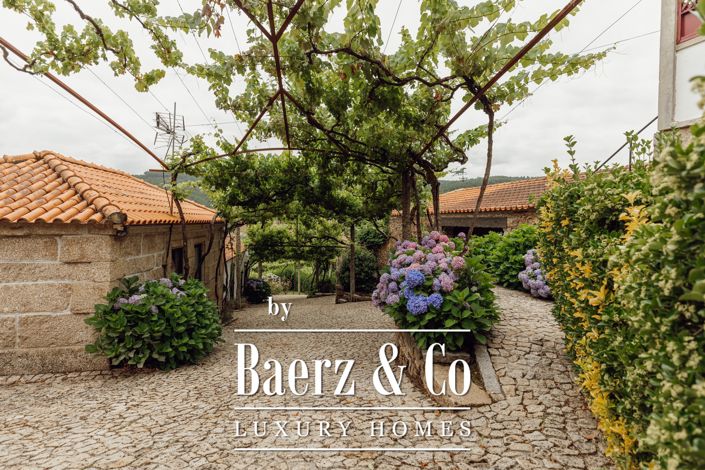 Image No.21-5 Bed Property for sale