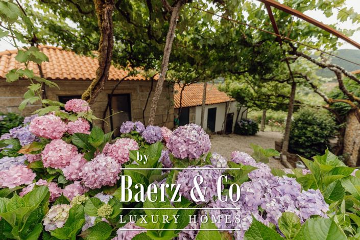 Image No.21-5 Bed Property for sale