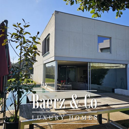 Image No.1-4 Bed House for sale
