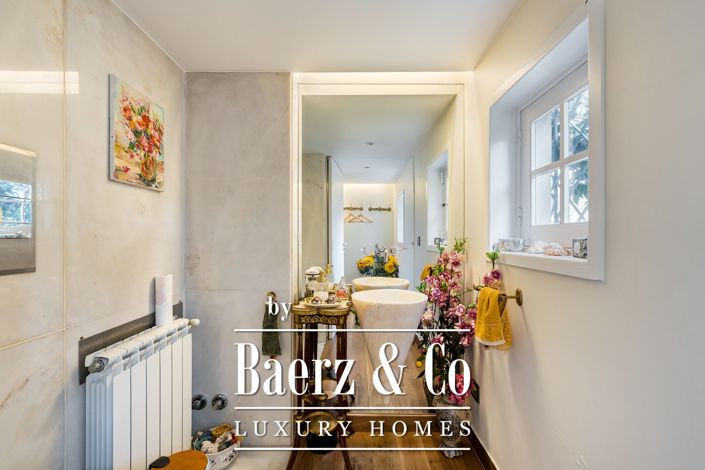 Image No.10-6 Bed House for sale