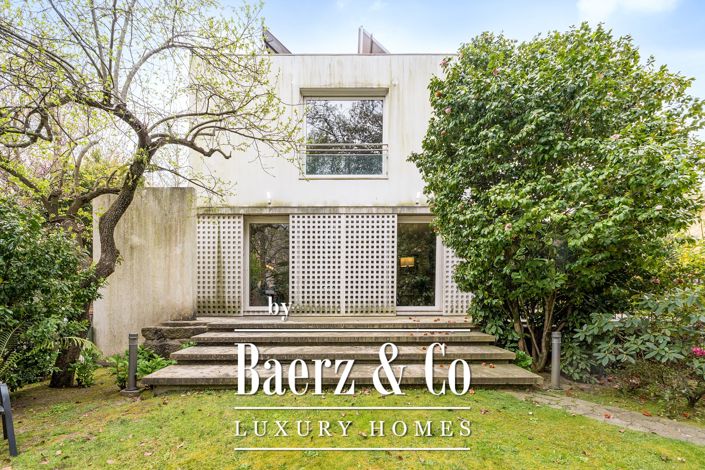 Image No.31-6 Bed House for sale