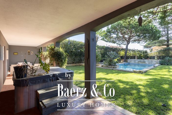 Image No.17-4 Bed House for sale