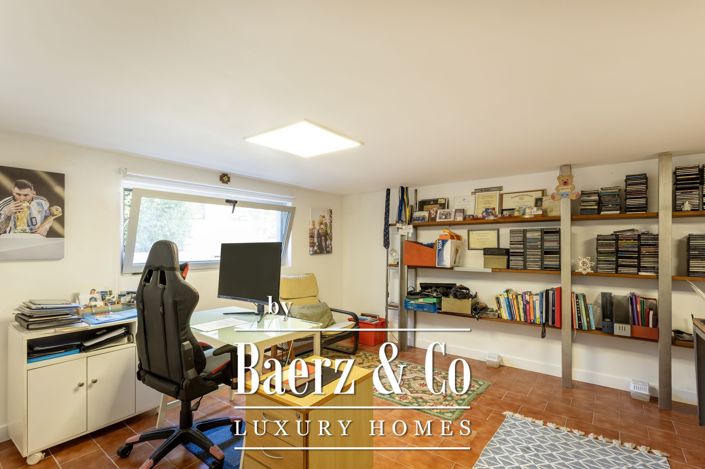 Image No.30-4 Bed House for sale