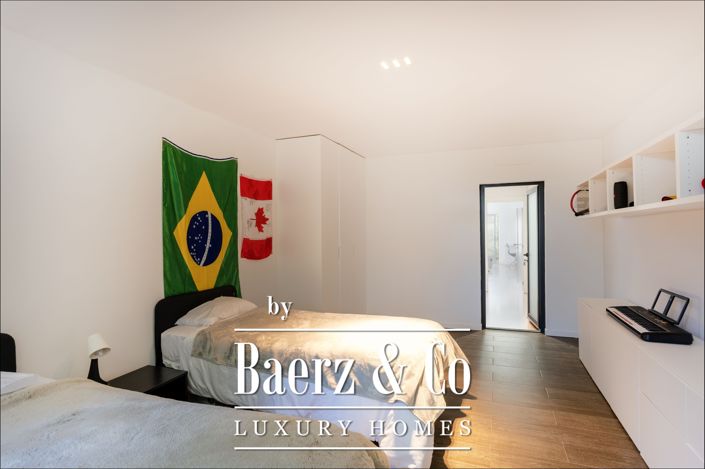 Image No.16-3 Bed House for sale