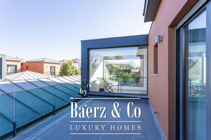 Image No.21-3 Bed House for sale